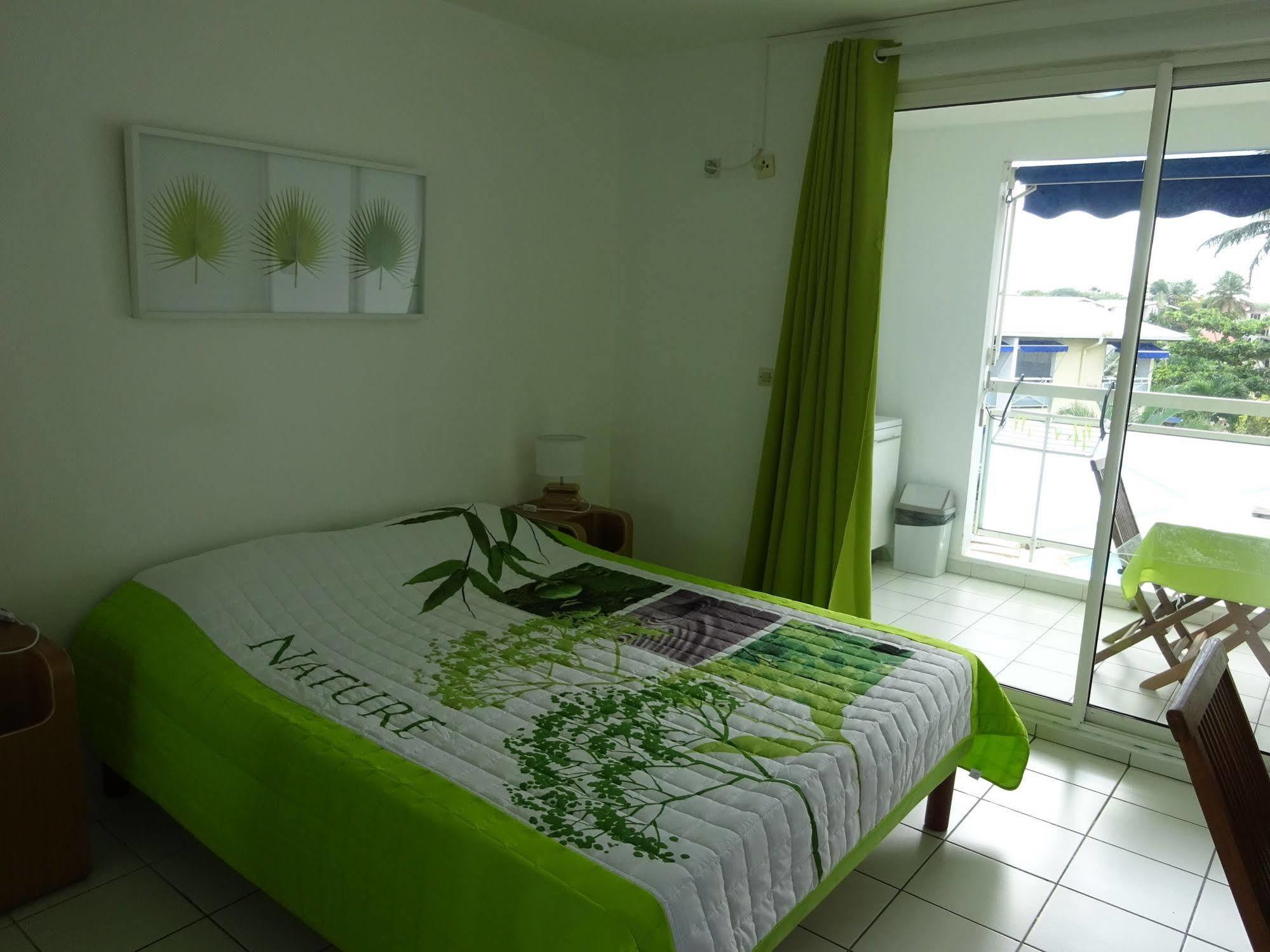 Aparthotel Les Creolines Sainte-Luce Exteriér fotografie